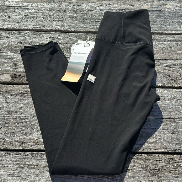 Vuori AllTheFeels Legging size XS BLACK Women's Vuori BlissBlend Legging NWT - Picture 1 of 7
